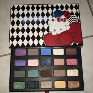 Hello kitty eye shadow palette